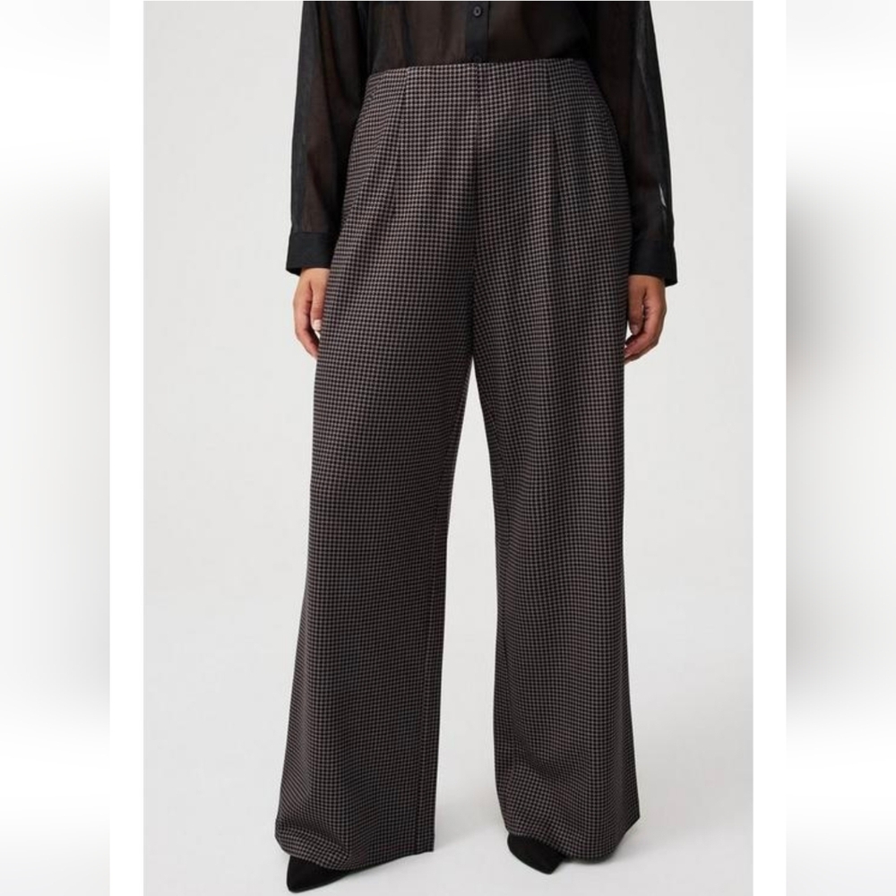 Torrid Black and White Wide Leg Ponte Pants